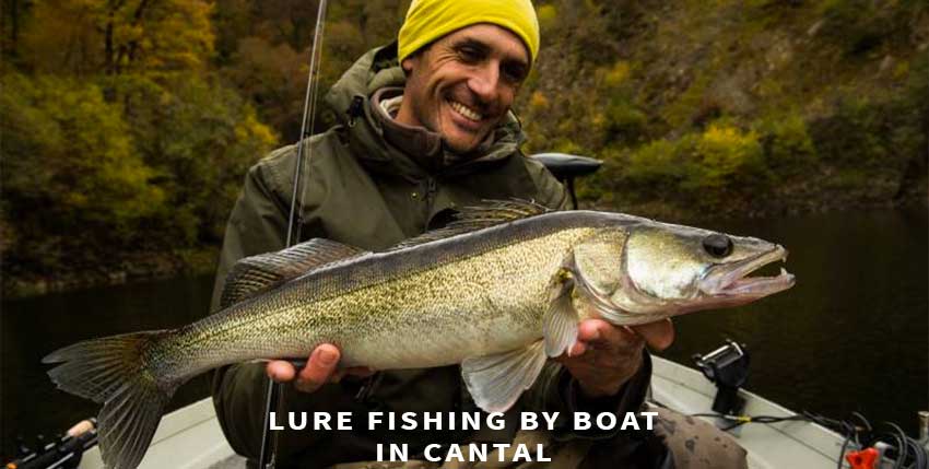 Lure fishing by boat in Cantal